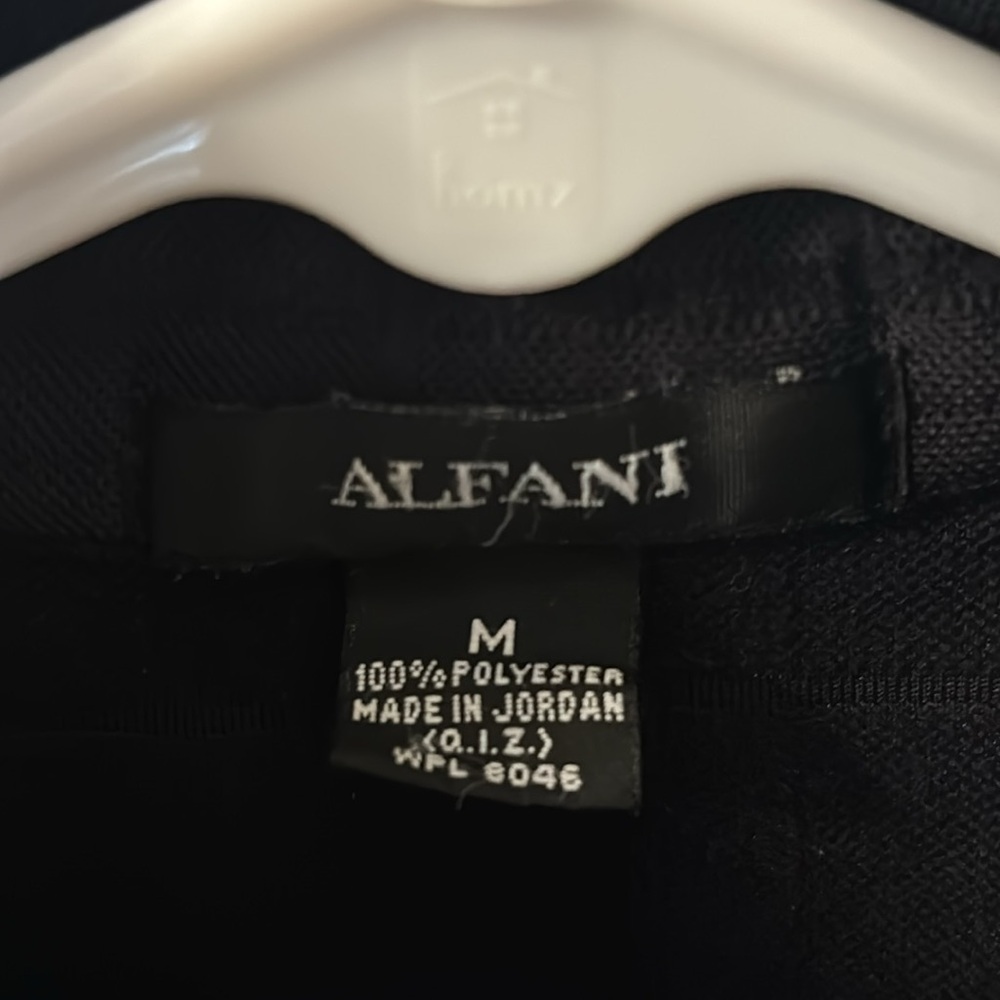 Alfani Button Down Top Size Medium - image 3